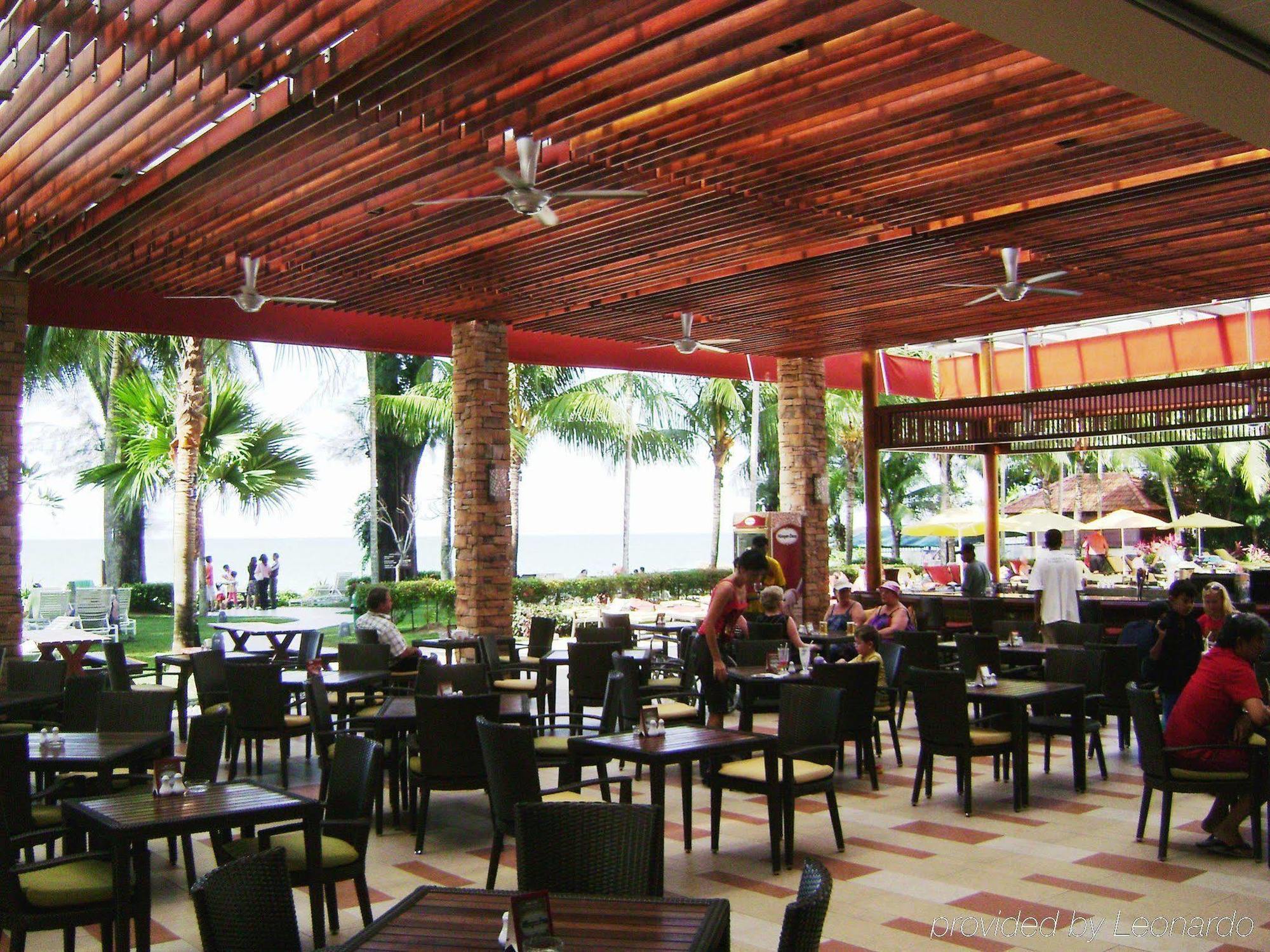 Holiday Inn Resort Penang Batu Feringgi Nhà hàng bức ảnh
